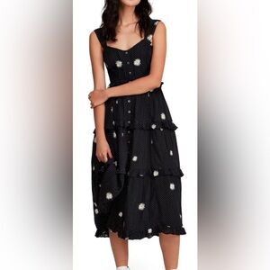 Free People Daisy chain black button up dress. Small